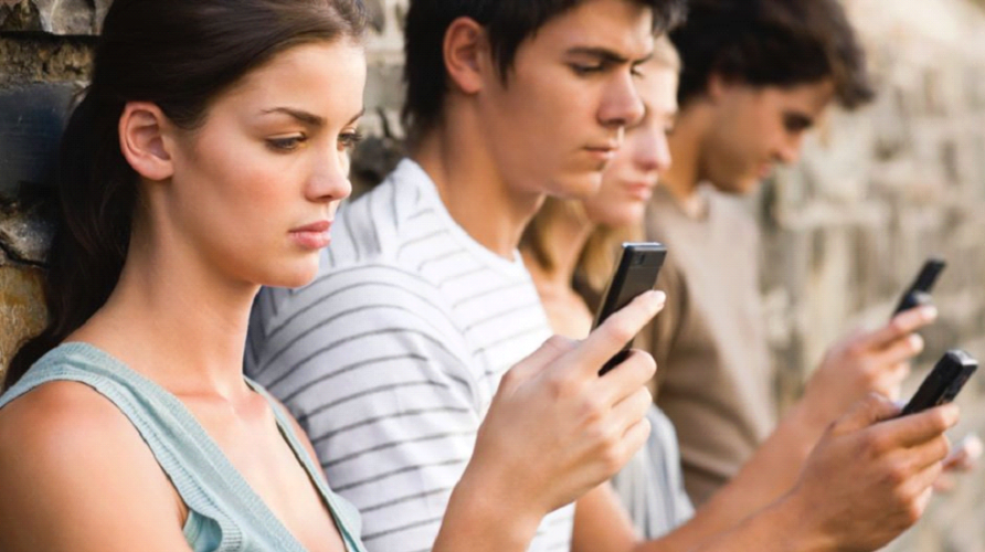 Ergenlerde Teknoloji Bağımlılığı ile Başa Çıkabilme